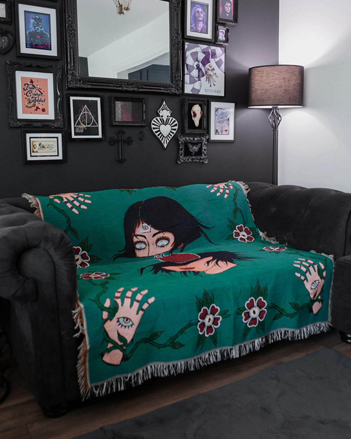 Detachment - Anatomical Heart Woven Blanket