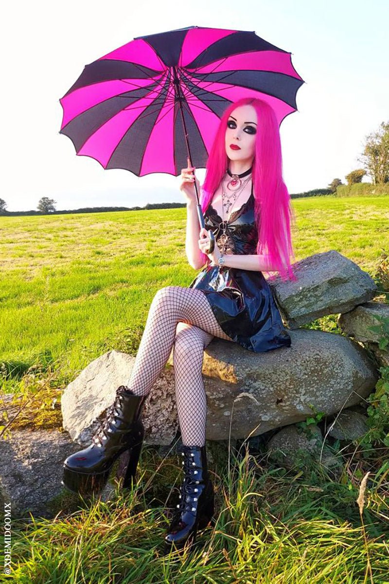 Batwing Pagoda Umbrella BLACK and HOT PINK STRIPED