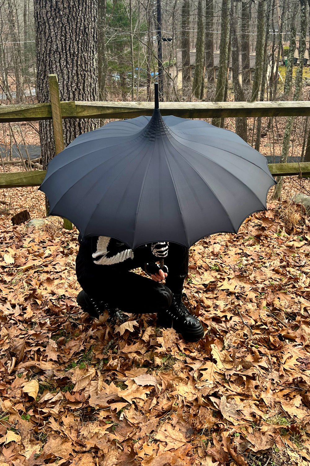 Batwing Pagoda Umbrella MIDNIGHT BLACK