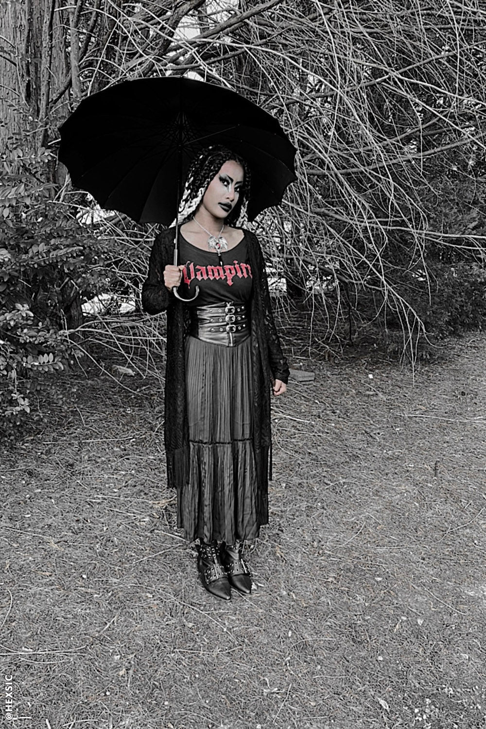 Batwing Pagoda Umbrella MIDNIGHT BLACK