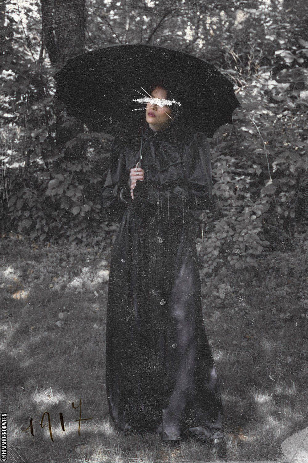 Batwing Pagoda Umbrella MIDNIGHT BLACK
