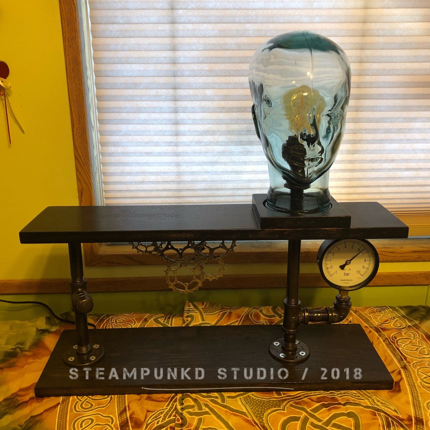 Glass Mannequin Head Tabletop Desk Lamp Style 4