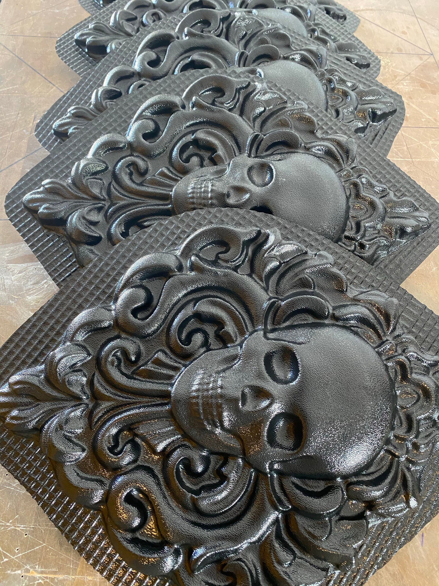 Skull Damask 1pc