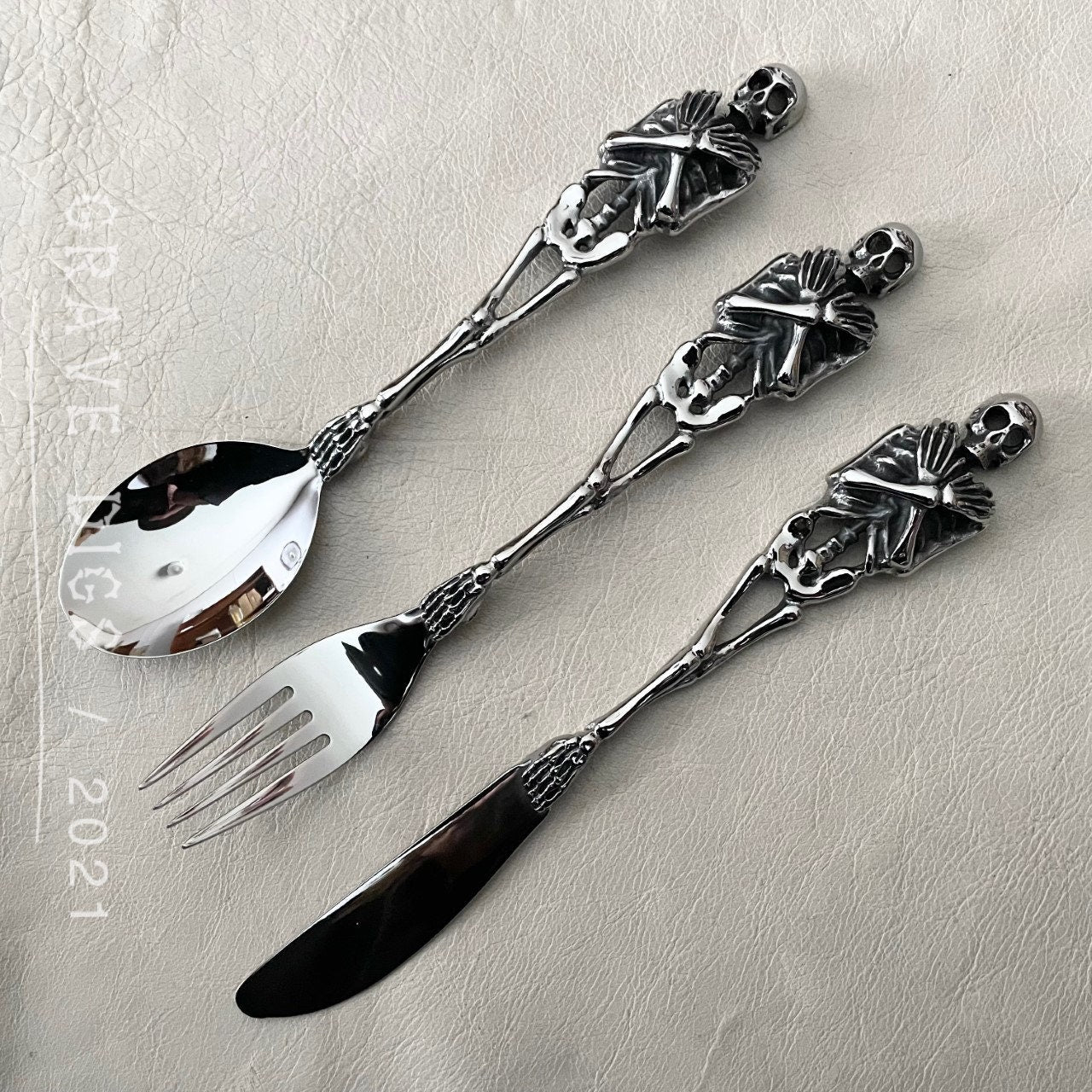 Kitchen, Dining & Barware