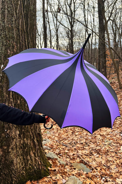 Batwing Pagoda Umbrella BLACK and LIGHT PURPLE