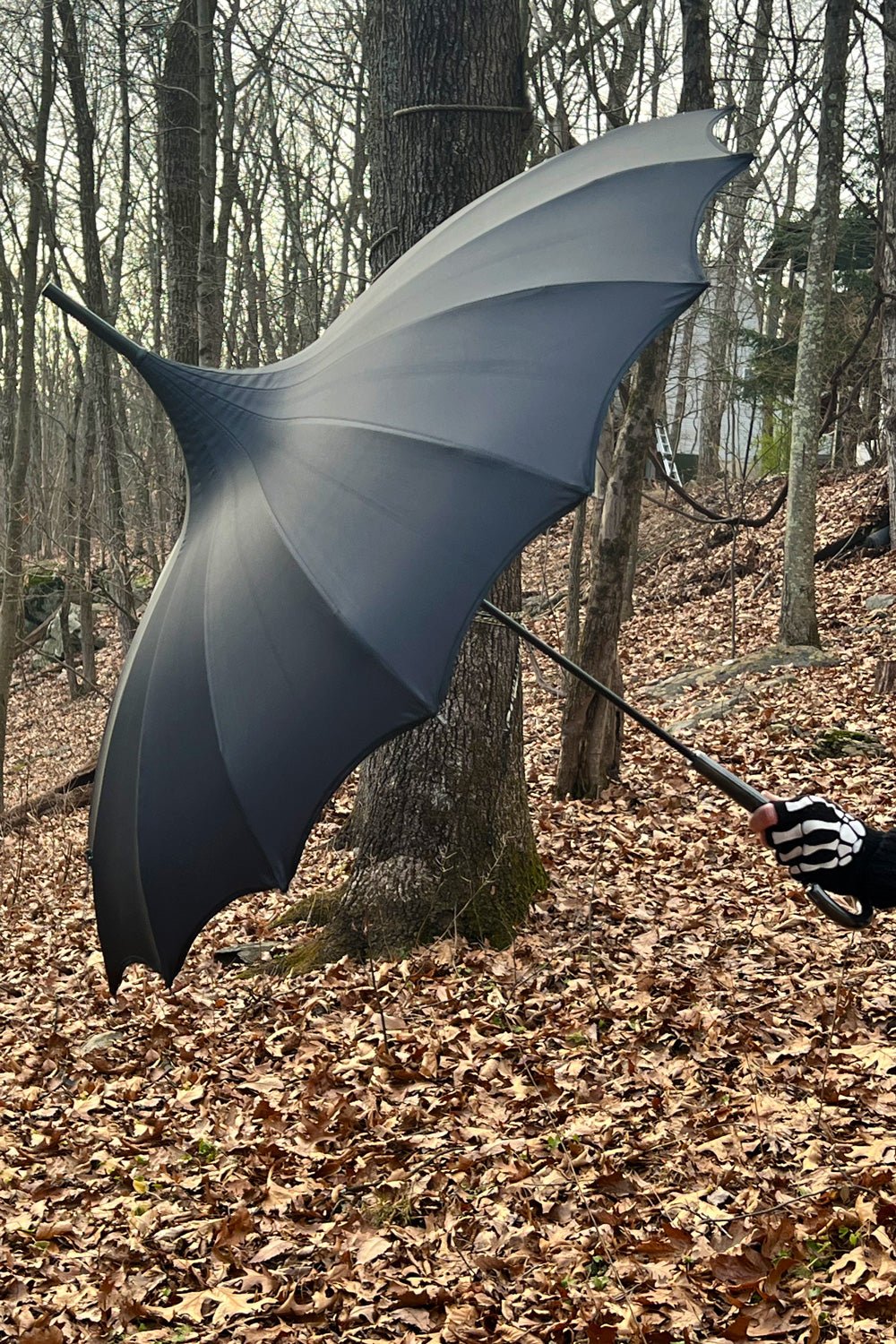 Batwing Pagoda Umbrella MIDNIGHT BLACK