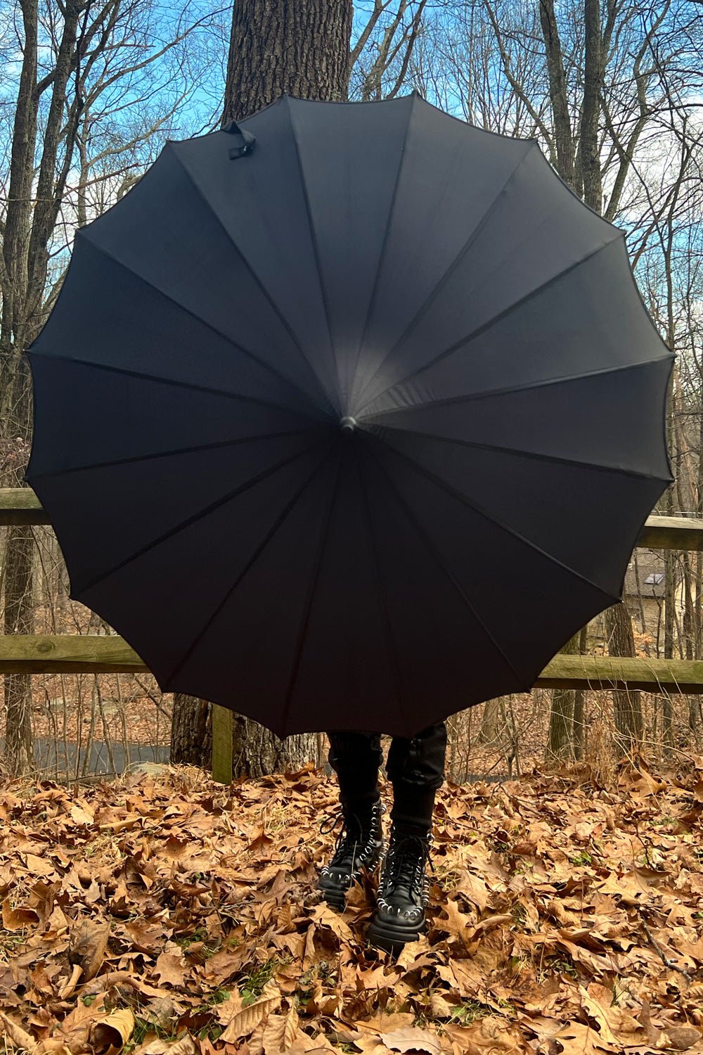 Batwing Pagoda Umbrella MIDNIGHT BLACK