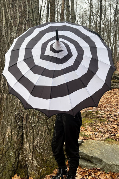Batwing Pagoda Umbrella SPOOKY SPIRAL