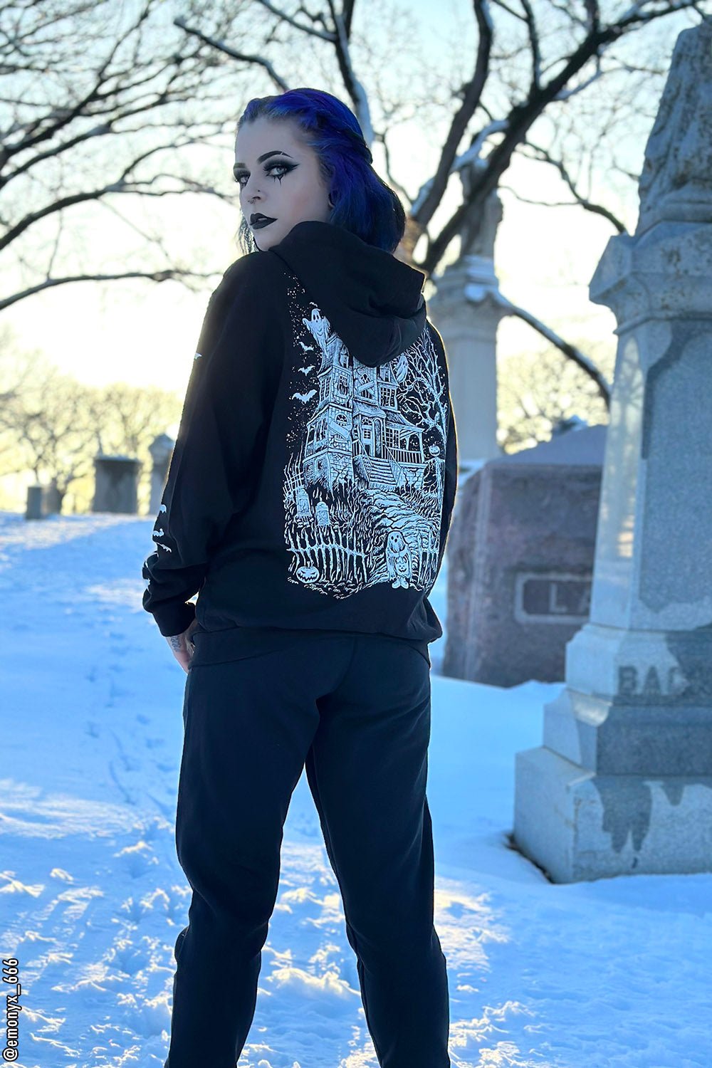 Haunted Mansion Hoodie [WHITE]