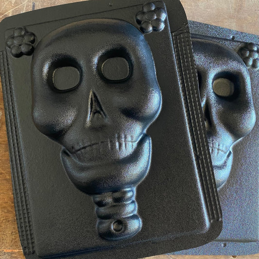 Los Muertos 13” Relief